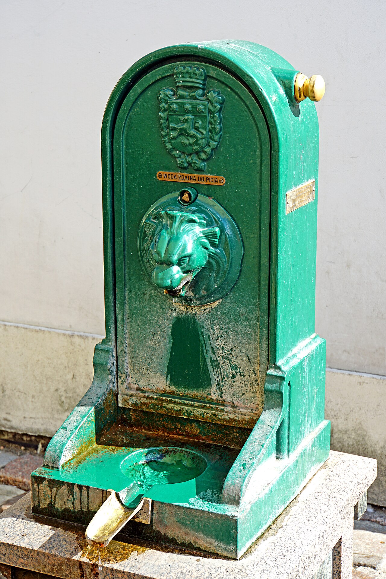 Fuente de agua para mascotas para calcular consumo eléctrico diario