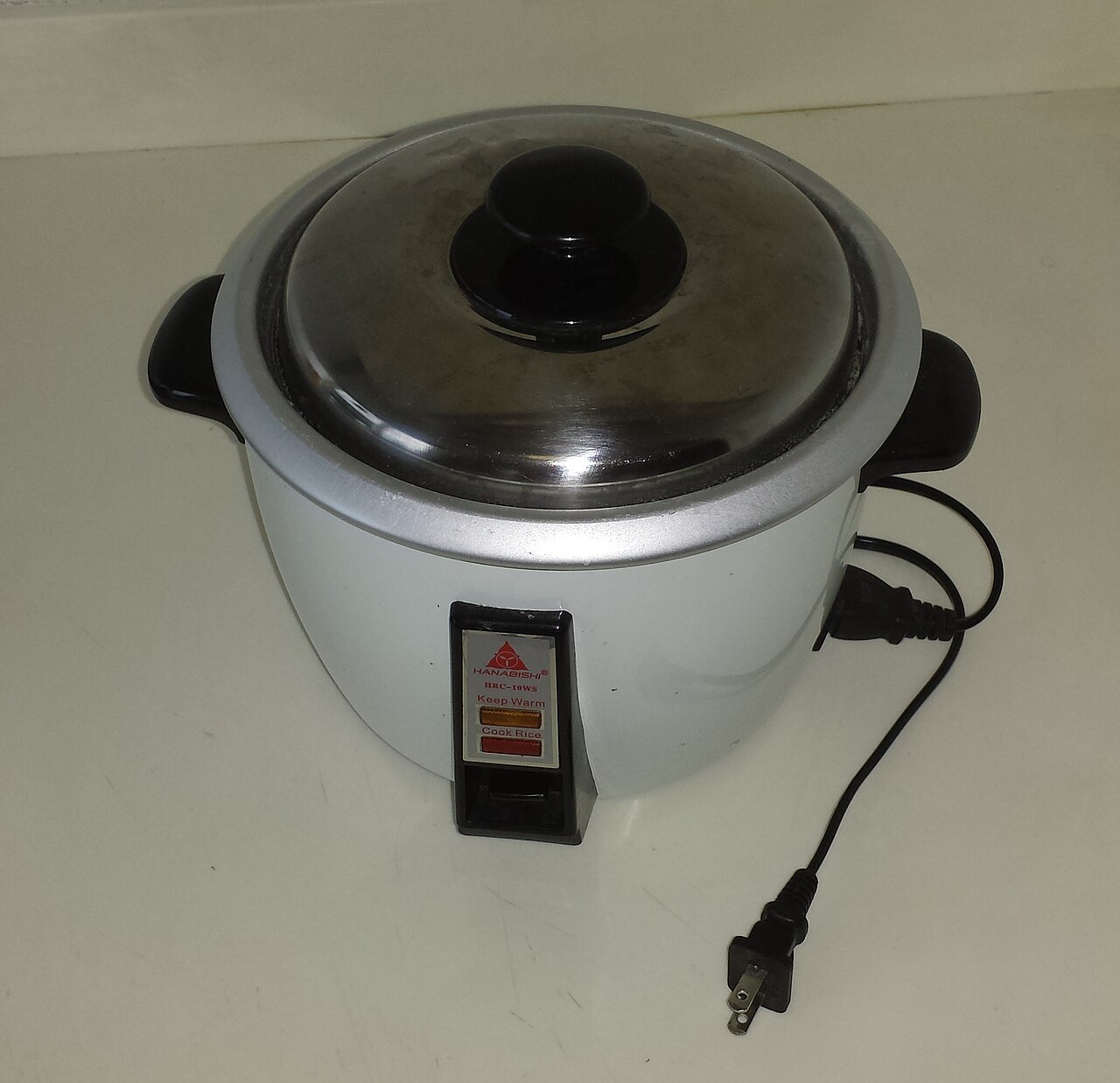 Olla arrocera para comparar consumo frente a vitrocerámica
